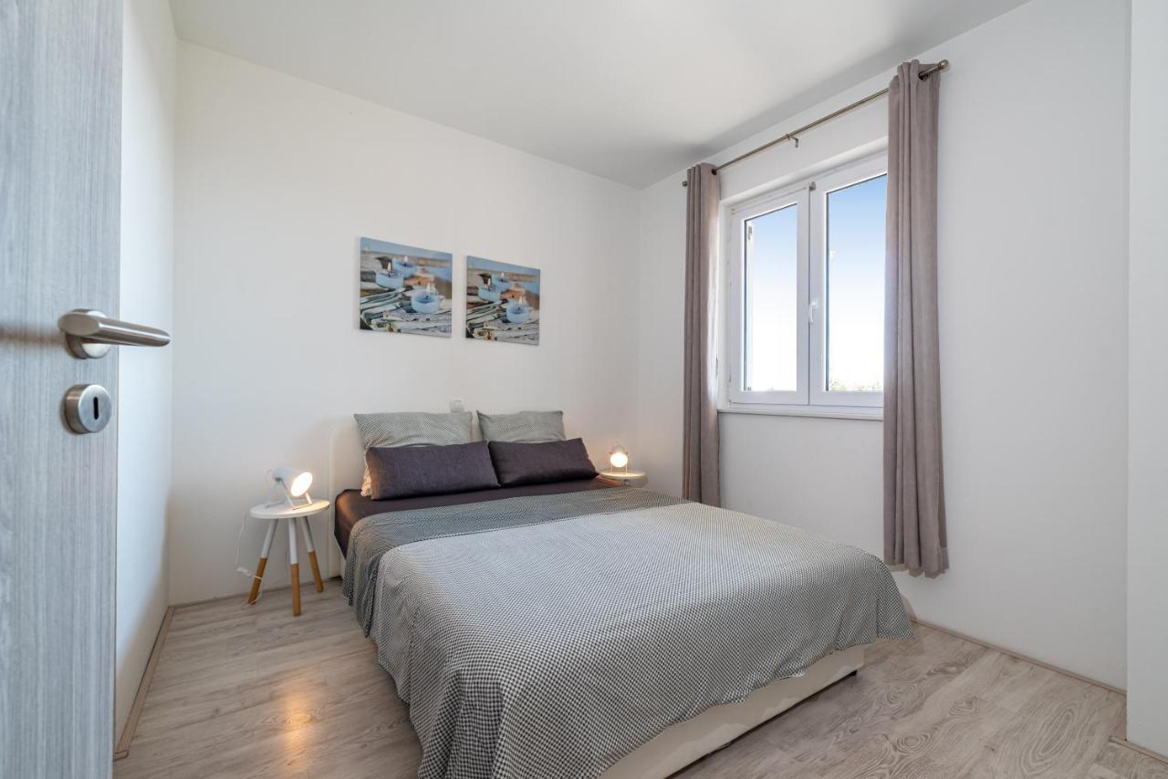 House Of Dalmatia Apartment Pakostane Exterior photo
