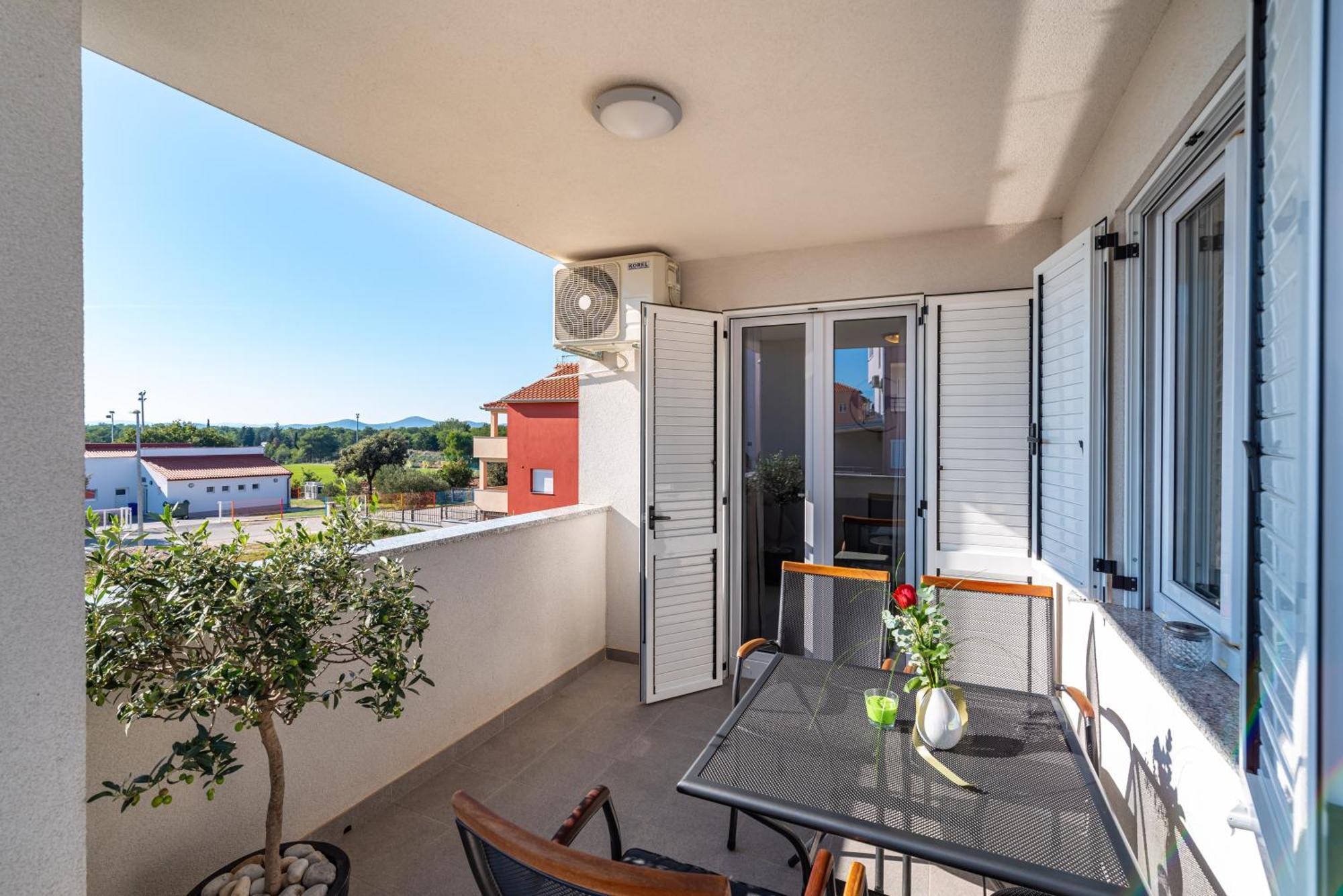 House Of Dalmatia Apartment Pakostane Room photo